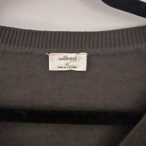 Aritzia sweater